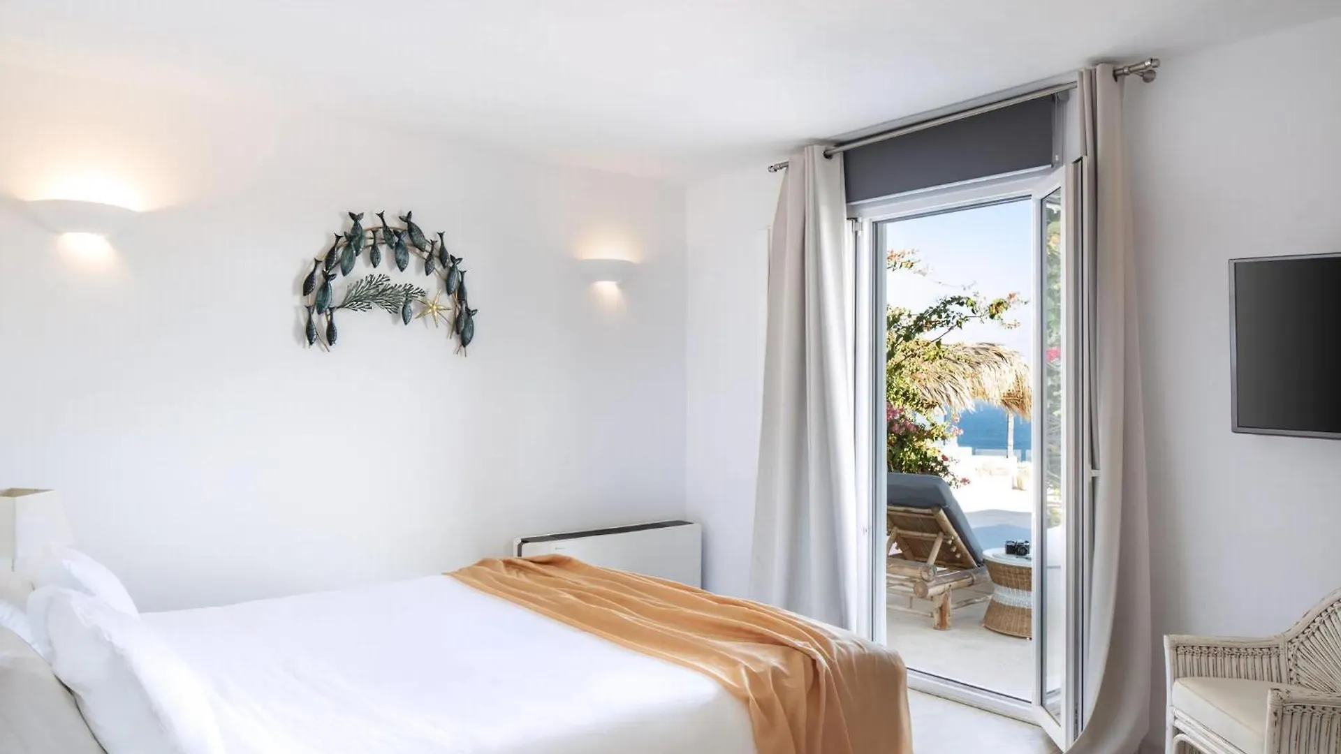 Spectacular Kalafatis Villa 8 Bedrooms Villa Vibhu Private Jacuzzis Infinity Pool